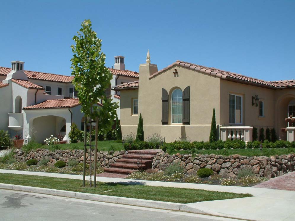 Retaining Rock Wall for Grass